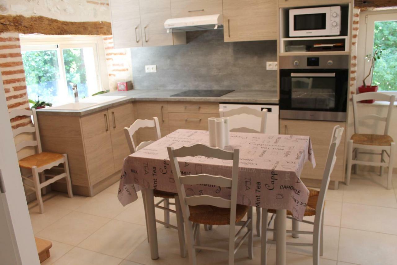 Gites Clodeguy No 2 Saint-Sylvestre-sur-Lot Exterior foto